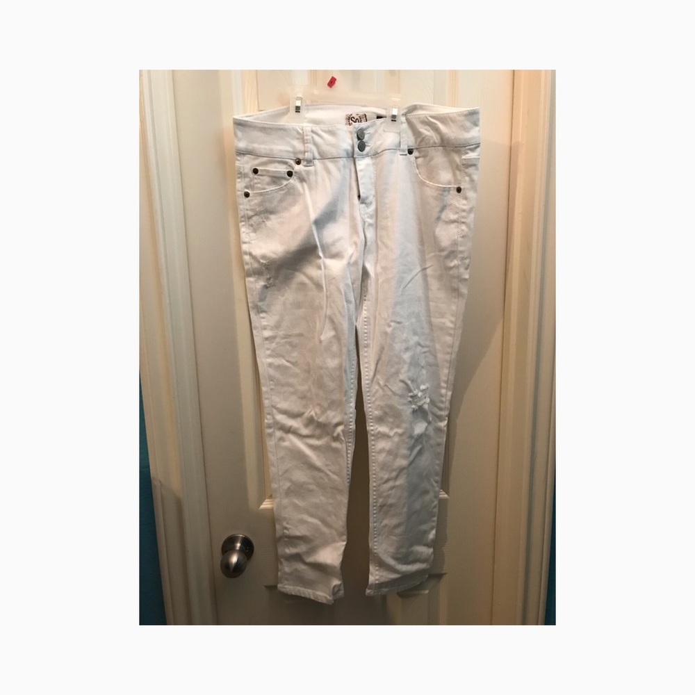 White Capris